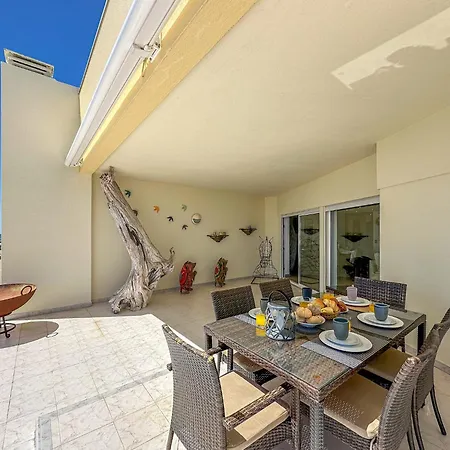 Apartamento Luxury Penthouse Wstunning Sea Views, Walk To Gale Albufeira