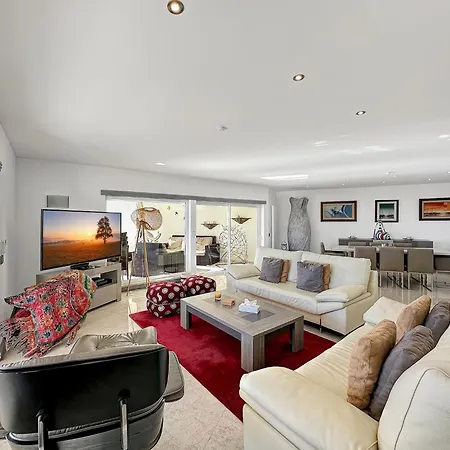 Luxury Penthouse Wstunning Sea Views, Walk To Galé Albufeira