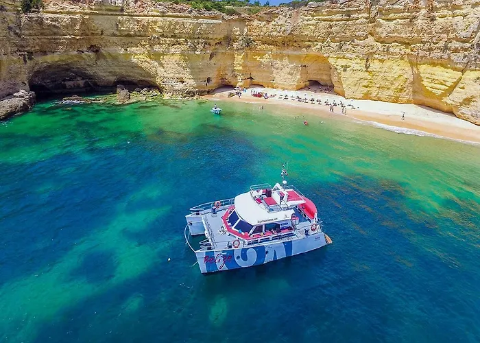 Luxury Penthouse Wstunning Sea Views, Walk To Gale