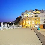 Luxury Penthouse Wstunning Sea Views, Walk To Gale * Albufeira