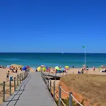 Luxury Penthouse Wstunning Sea Views, Walk To Gale Lägenhet Albufeira