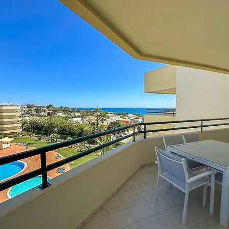 Διαμέρισμα Luxury Penthouse Wstunning Sea Views, Walk To Gale